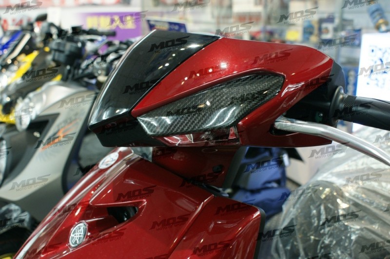 ウインカーカバー【リアルカーボン】 シグナスX【4型】 | KN企画 | スクーター・オートバイ・バイク 改造パーツ 輸入パーツの通信販売